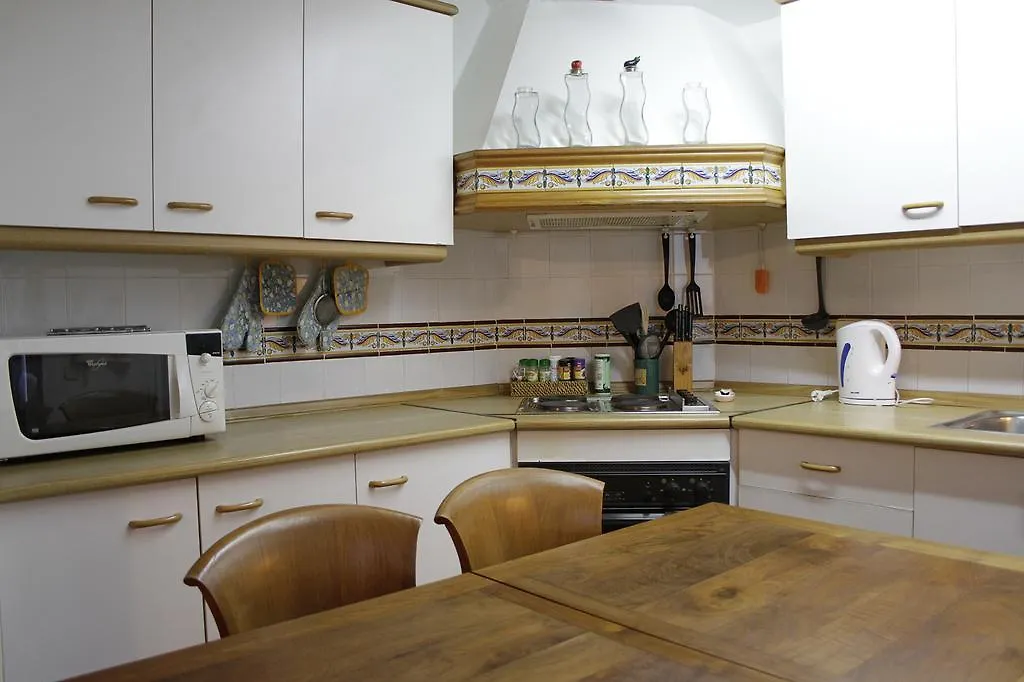 דירה ברצלונה Quiet Apartment! Sagrada Familia! ספרד