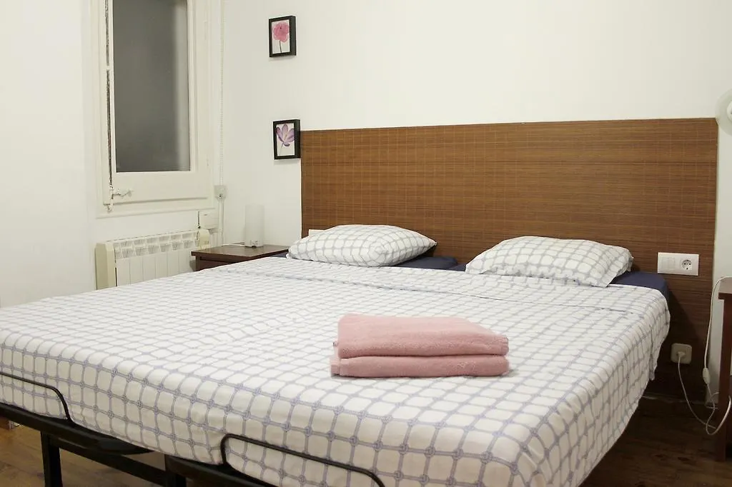 ברצלונה Quiet Apartment! Sagrada Familia! 0*,
